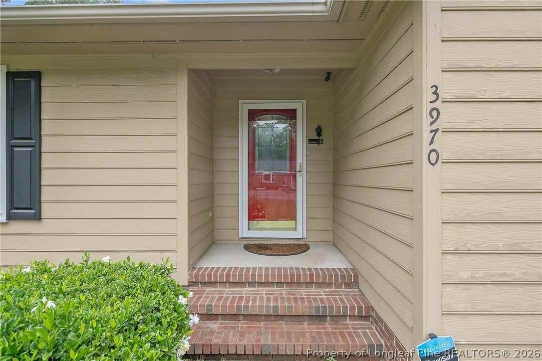 3970 Loufield Dr - Photo 4 of 44