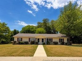featured image of 404 Miller Ave #B