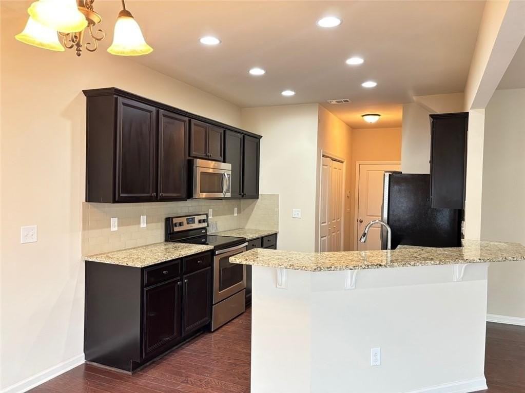 1012 Haley Woods Ct - Photo 5 of 19