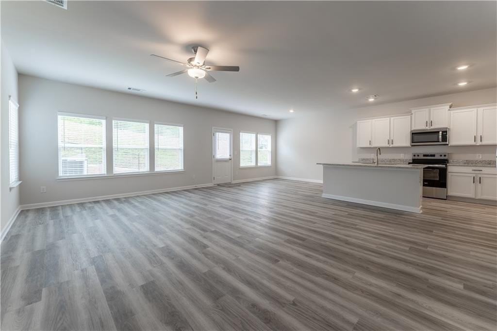 4129 Oakwood Terrace Ct - Photo 7 of 41
