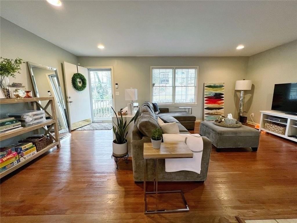 473 Dan Pl Se - Photo 3 of 30