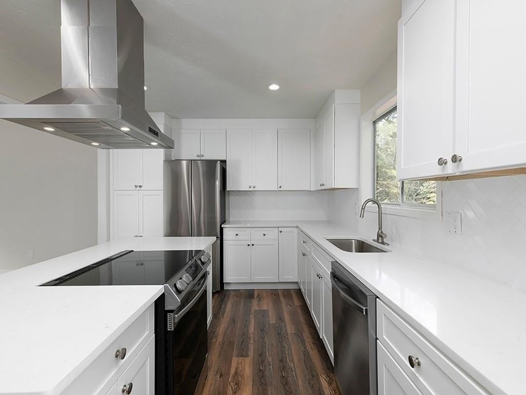 2506 Kingsley Dr Ne - Photo 2 of 25