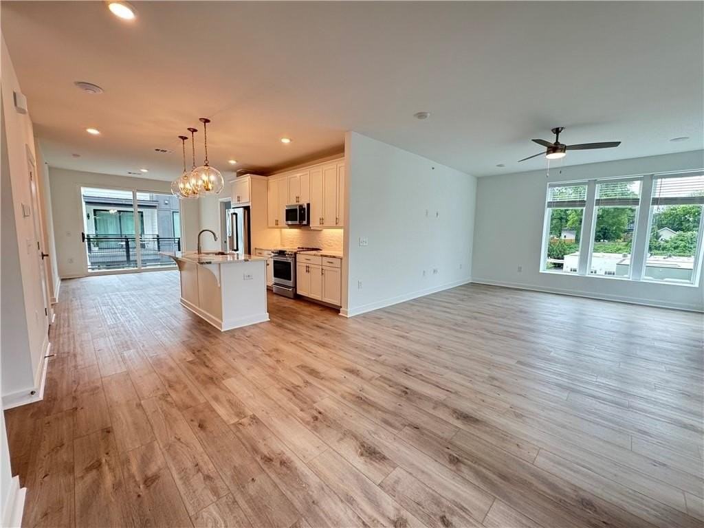 371 Grant Cir Se #1844 - Photo 4 of 46