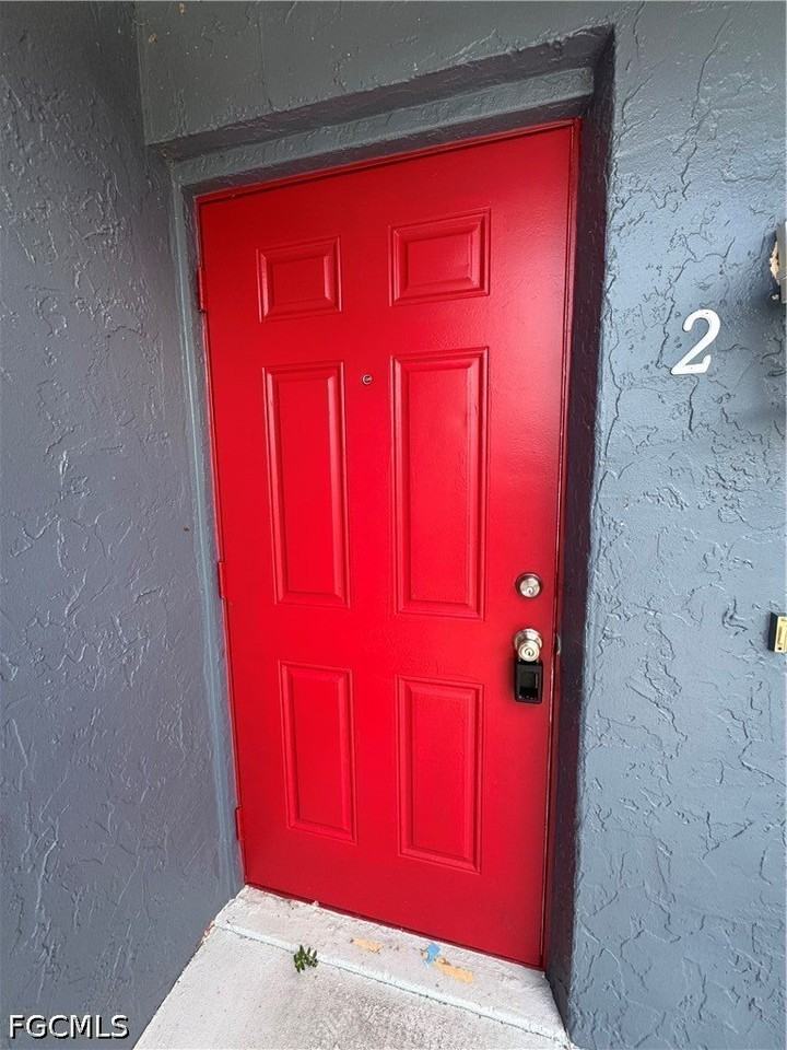 129 Se 23rd Pl - Photo 2 of 11