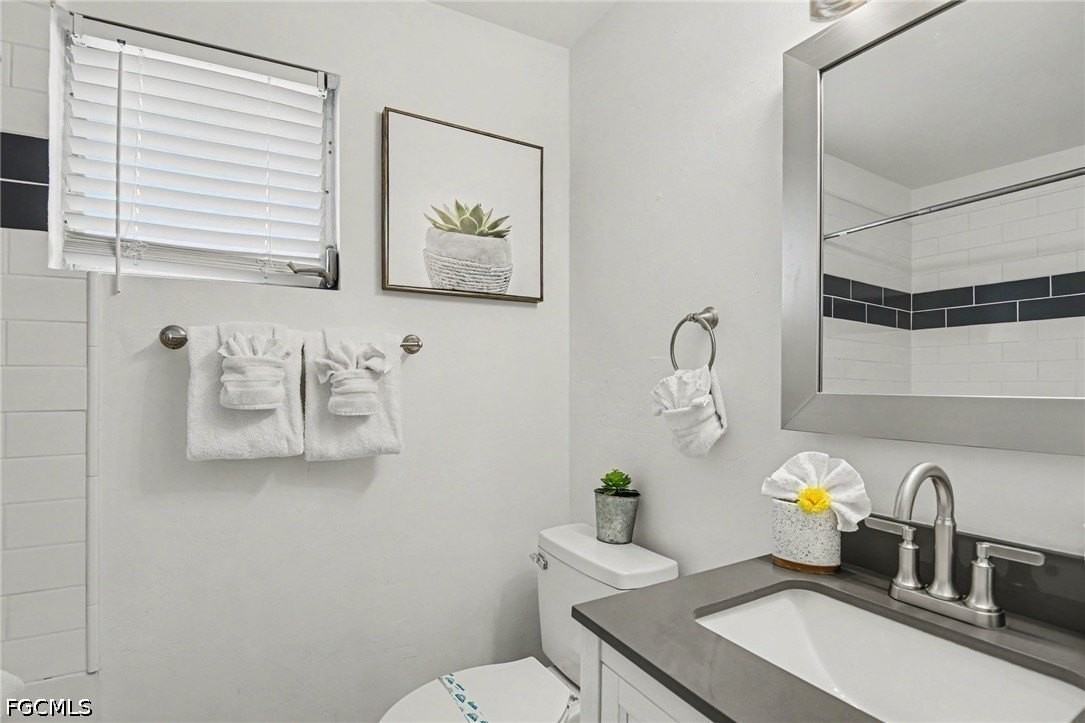 419 Nw 7th Ter - Photo 7 of 23