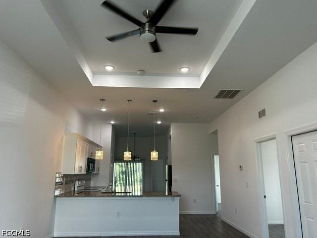 2202 Haviland Ave S - Photo 7 of 31