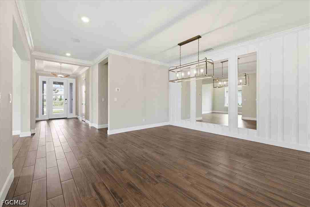 26801 Victoria Pl - Photo 3 of 45