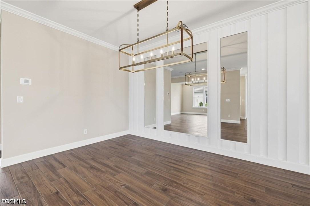 26801 Victoria Pl - Photo 4 of 45