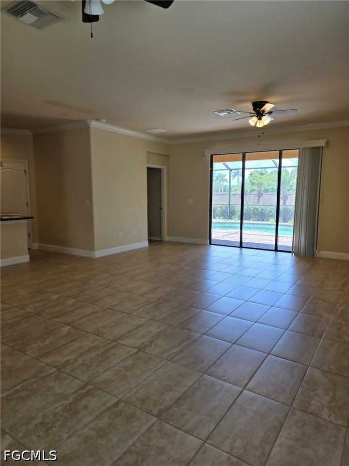 2778 Via Piazza Loop - Photo 2 of 20