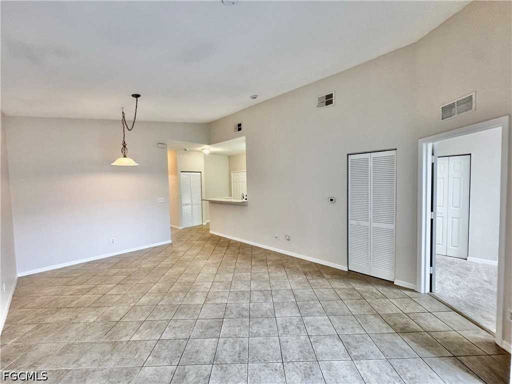 4128 Bellasol Cir #1424 - Photo 4 of 40