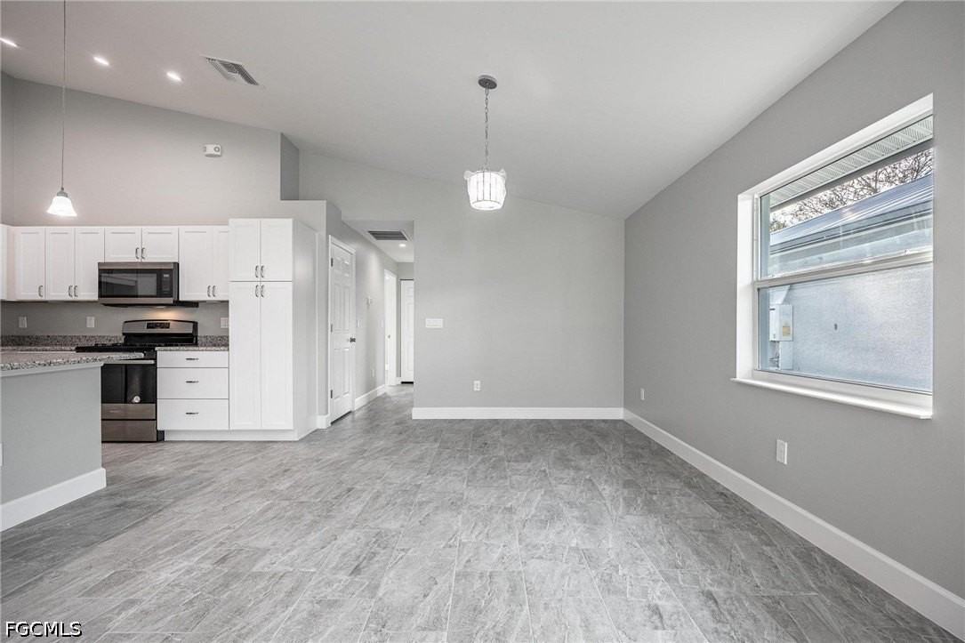 184 Village Cir - Photo 5 of 26