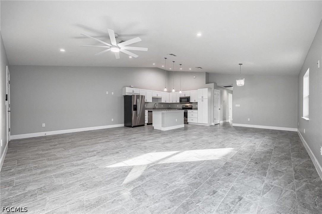 184 Village Cir - Photo 7 of 26
