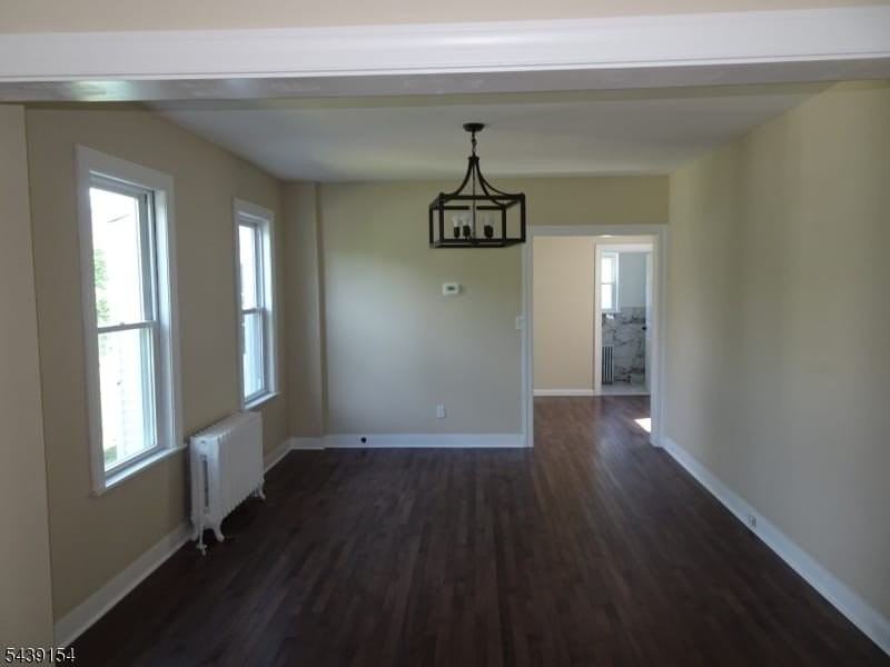 689 Sayre Ave - Photo 6 of 25
