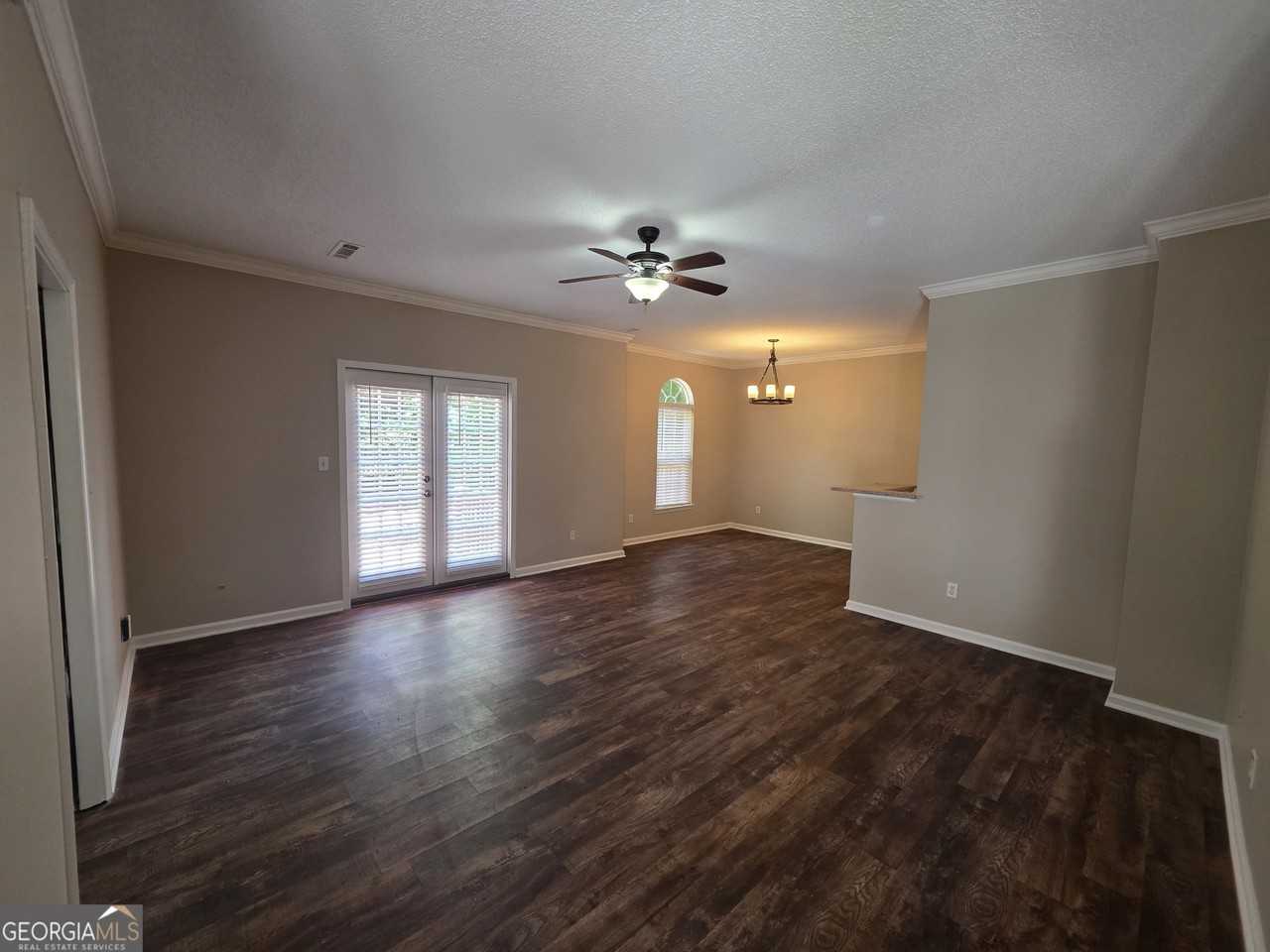 602 N Fairfield Dr - Photo 2 of 29