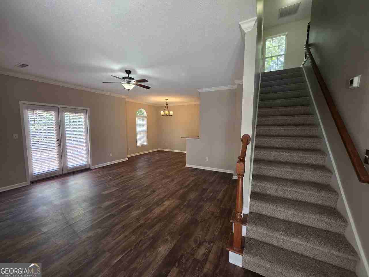 602 N Fairfield Dr - Photo 4 of 29