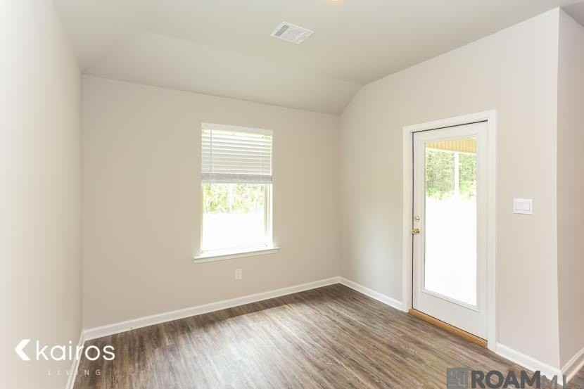 30962 Clearview Ct - Photo 3 of 14