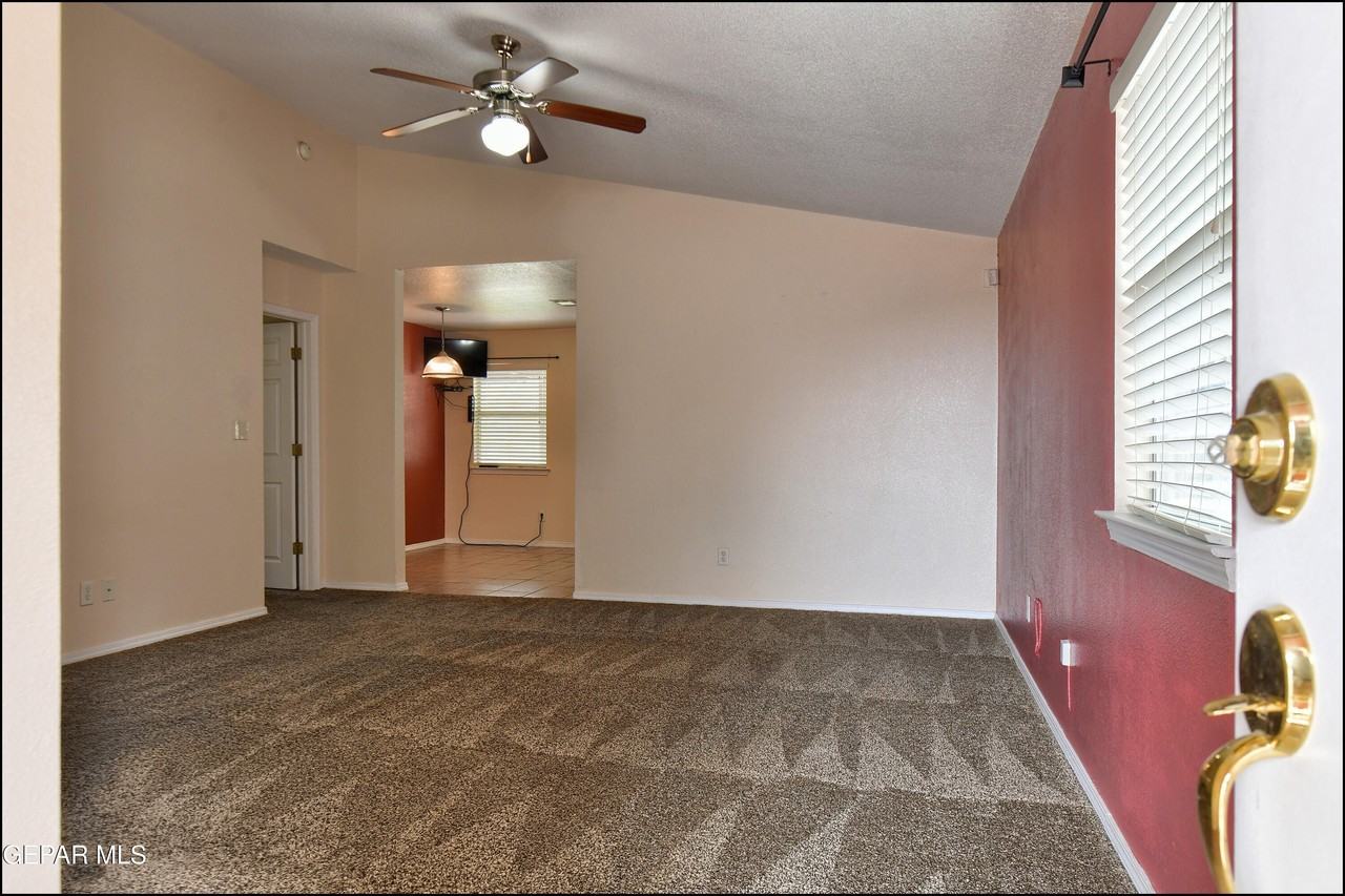 508 Covington Ridge Way - Photo 6 of 29