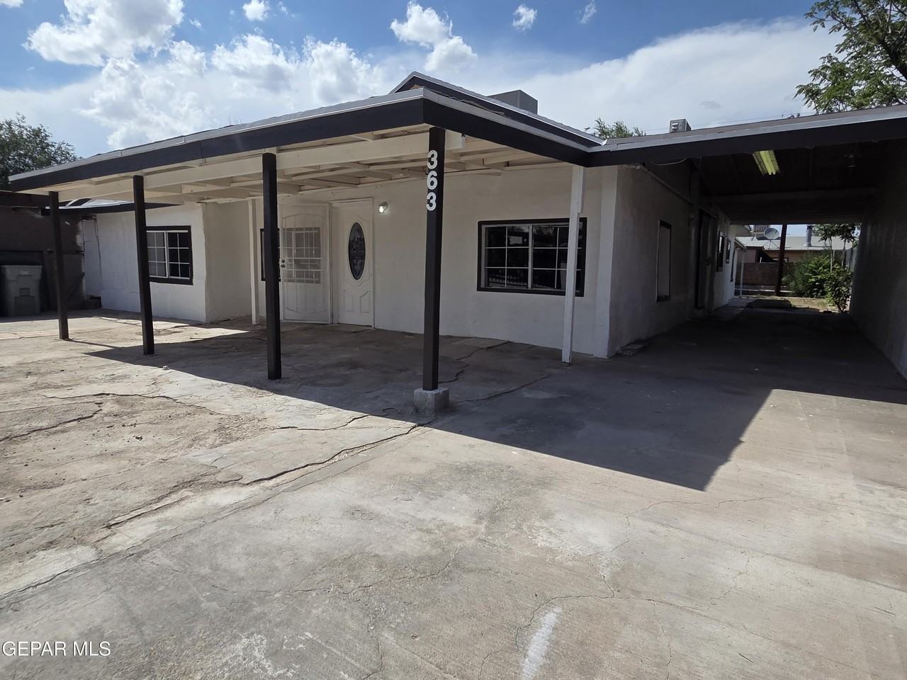363 Ontiveros St - Photo 3 of 20