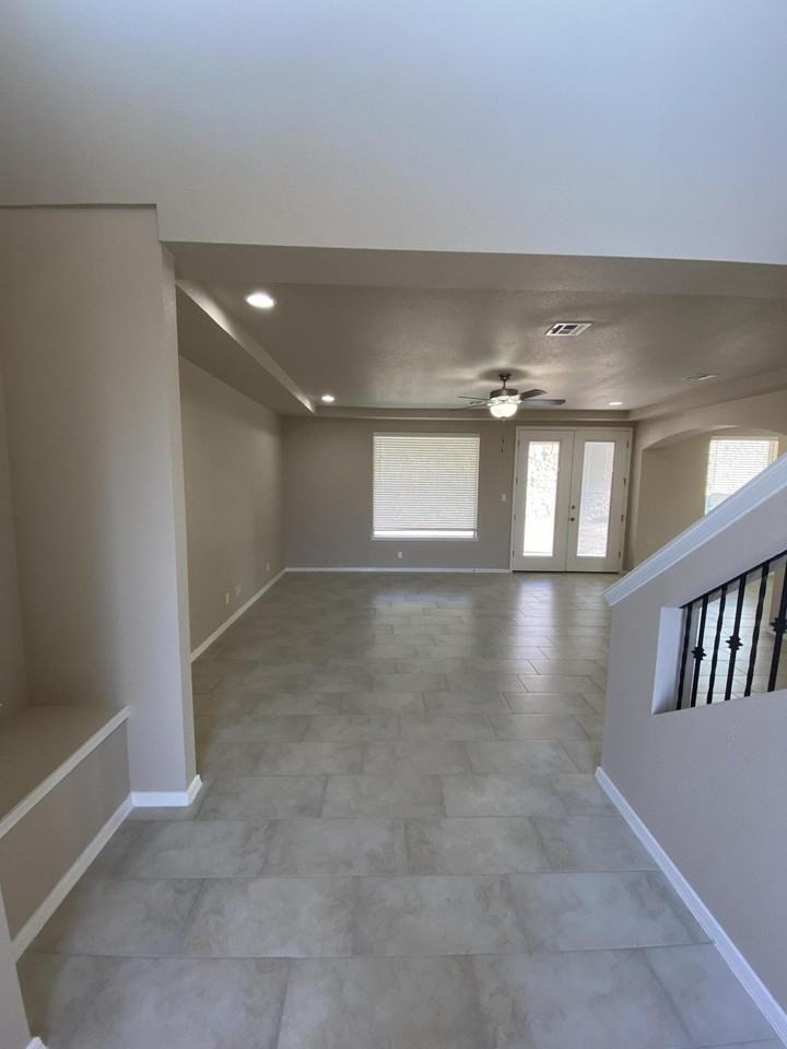 245 Malta St - Photo 3 of 35