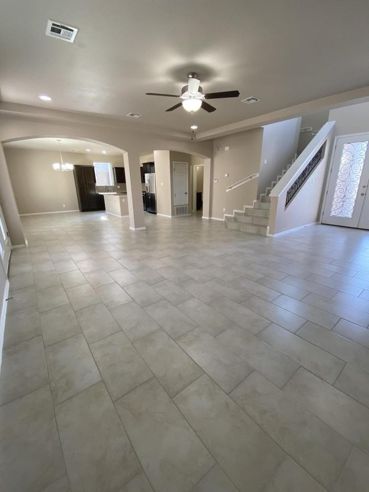 245 Malta St - Photo 5 of 35