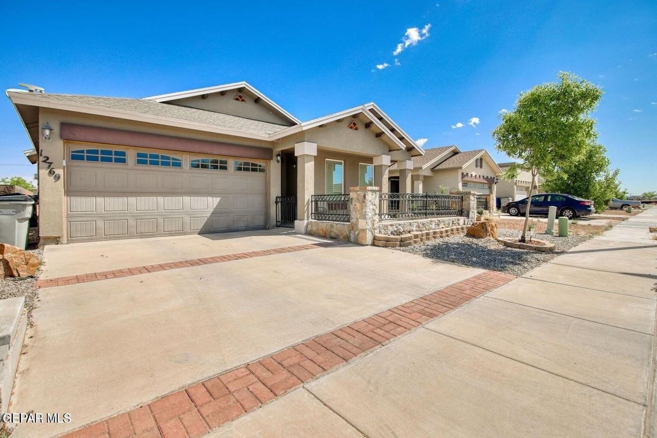 12769 Tre Maximiliano Ave - Photo 2 of 31