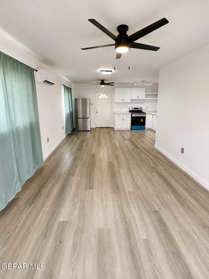 4809 Sierra Madre Dr - Photo 3 of 16