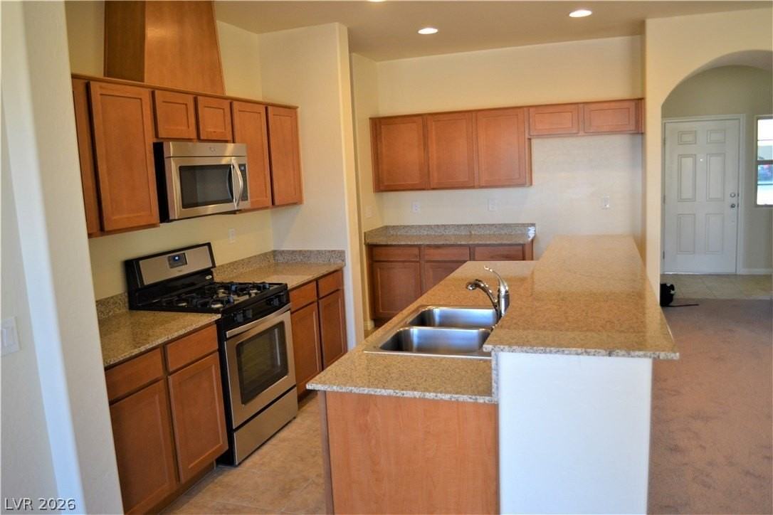 254 Botanic Gardens Dr - Photo 4 of 19
