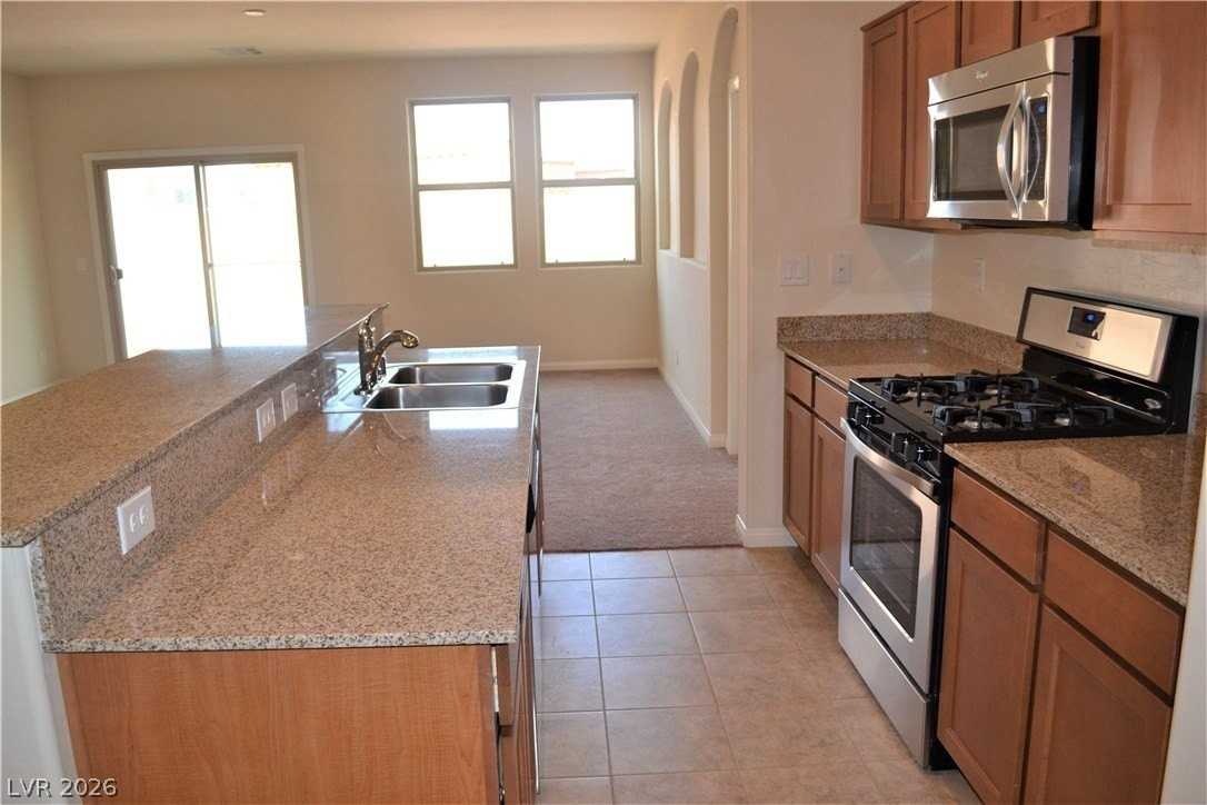 254 Botanic Gardens Dr - Photo 6 of 19