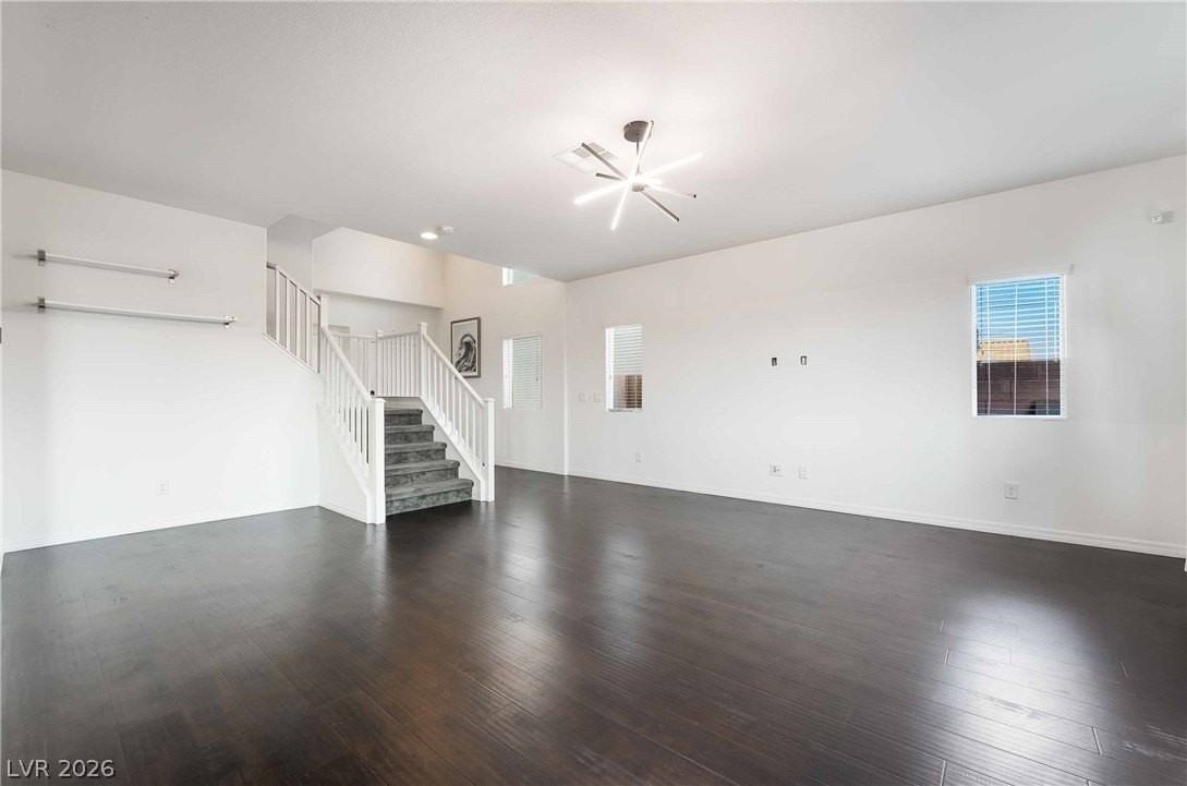 6462 Estrella Hills Ave - Photo 5 of 35