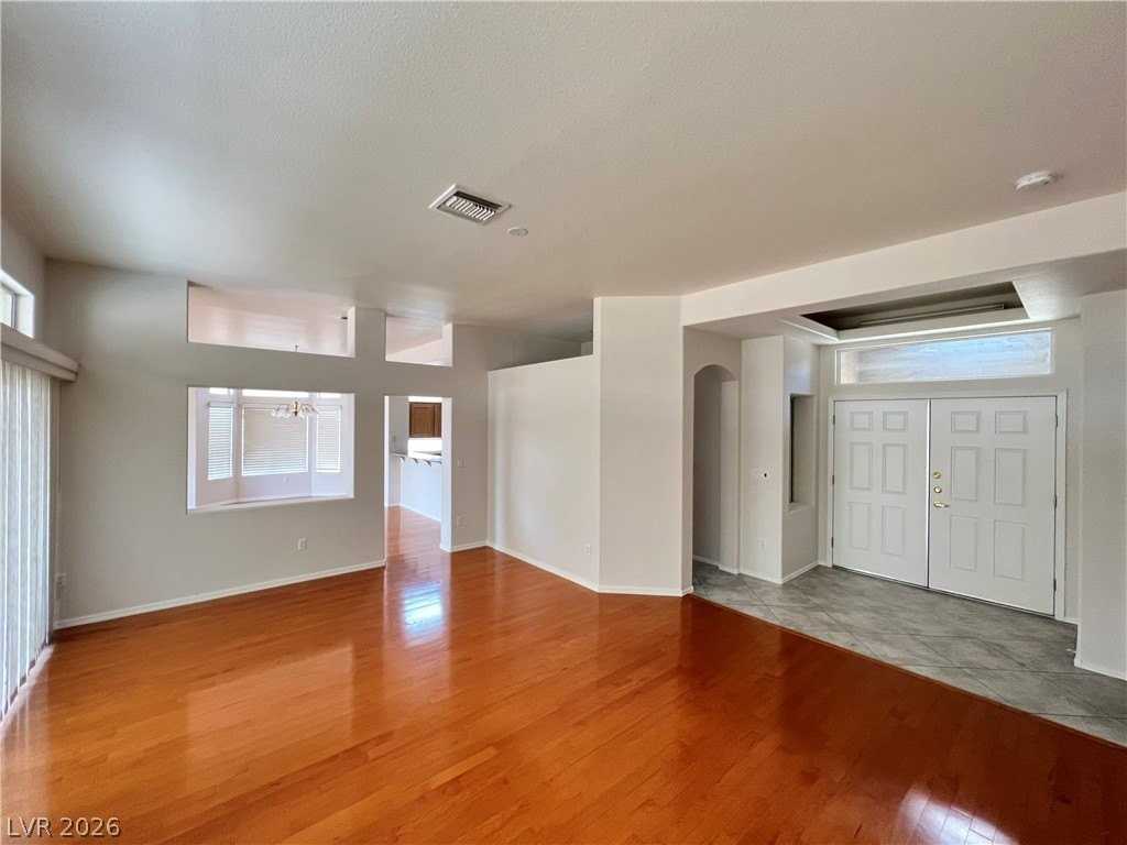 10008 Button Willow Dr - Photo 5 of 15