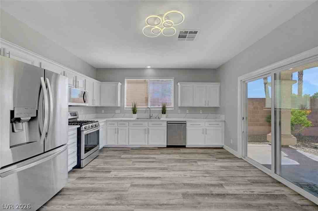 1482 Arroyo Verde Dr - Photo 4 of 46