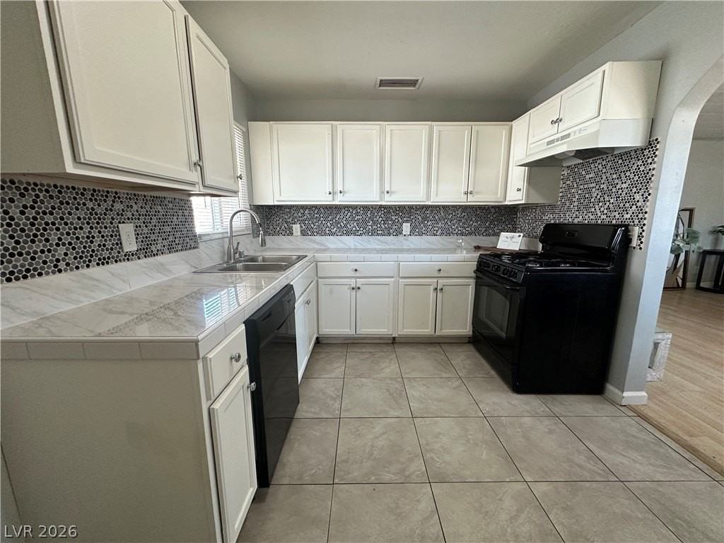 101 Beech St - Photo 7 of 19