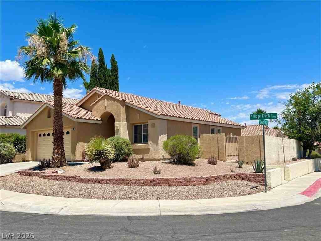 9708 Ridge Creek Pl - Photo 4 of 40