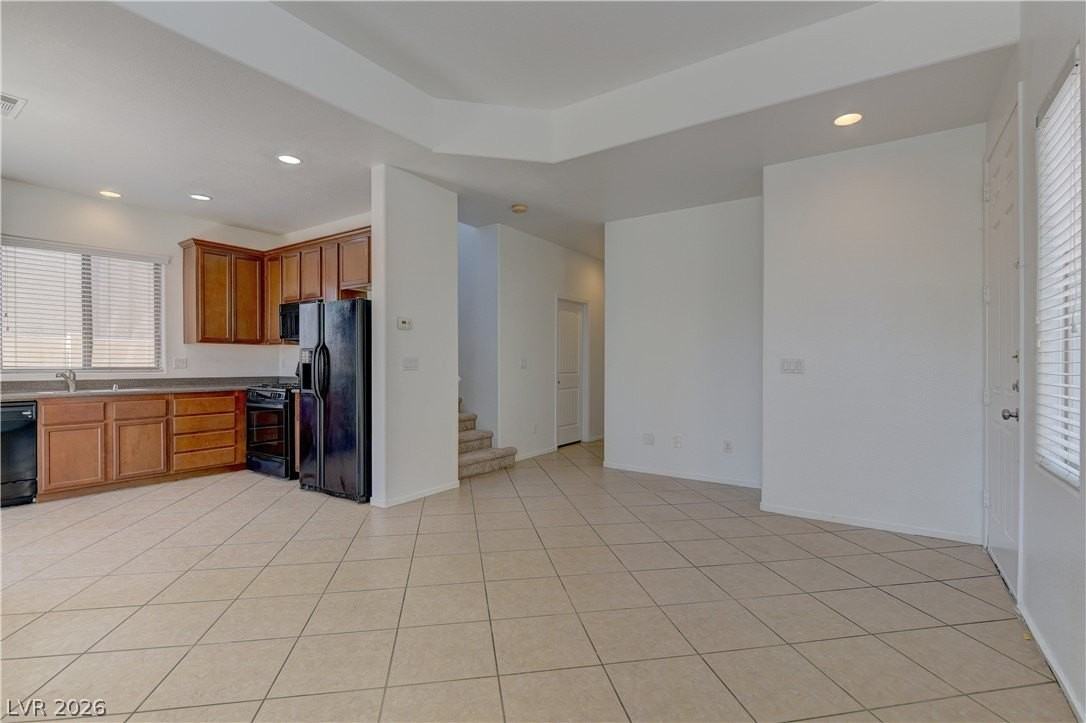 5536 Overlook Valley St - Photo 5 of 22