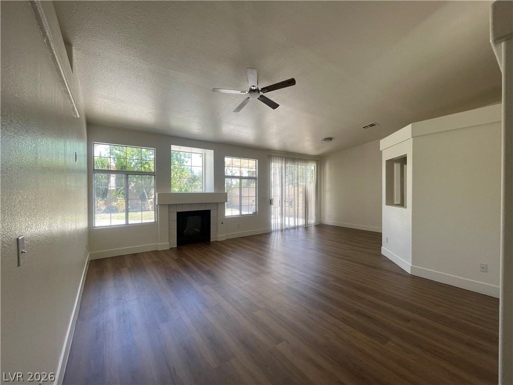 2538 Furnace Creek Ave - Photo 2 of 26
