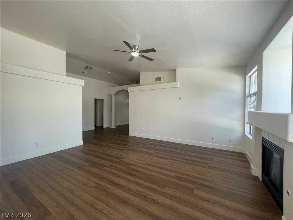2538 Furnace Creek Ave - Photo 4 of 26