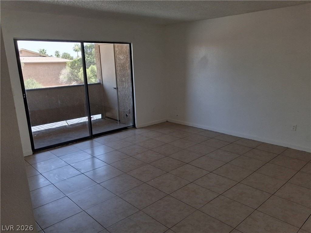 2841 Wheelwright Dr #C - Photo 4 of 7
