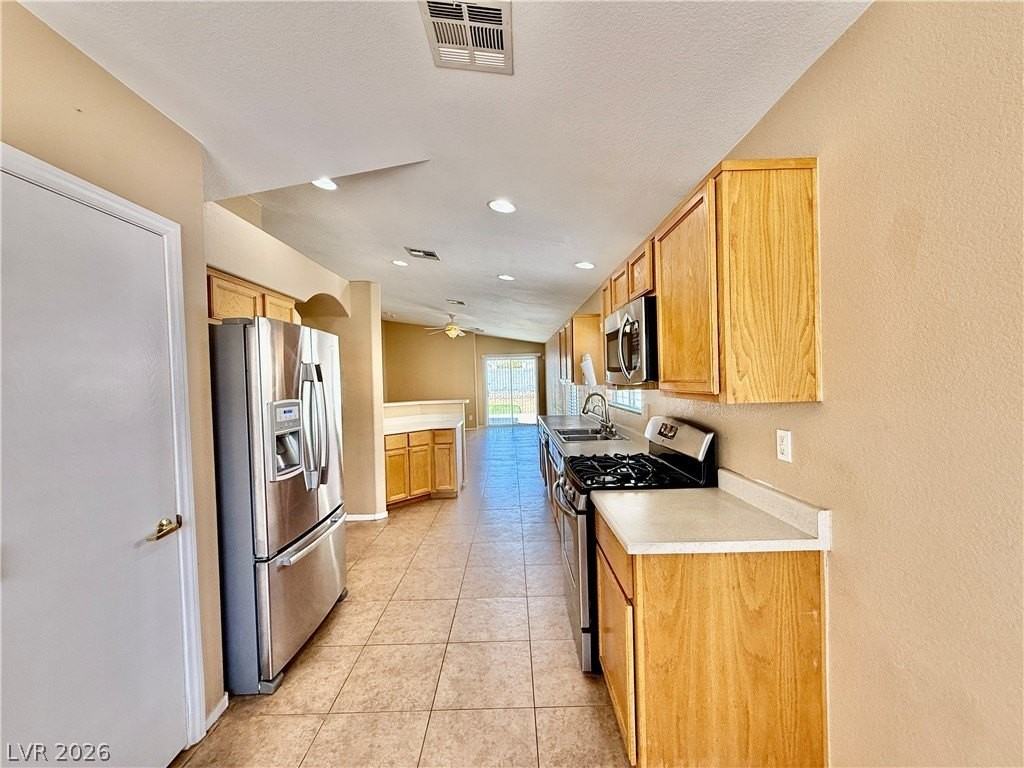 1202 Granite Ash Ave - Photo 4 of 30
