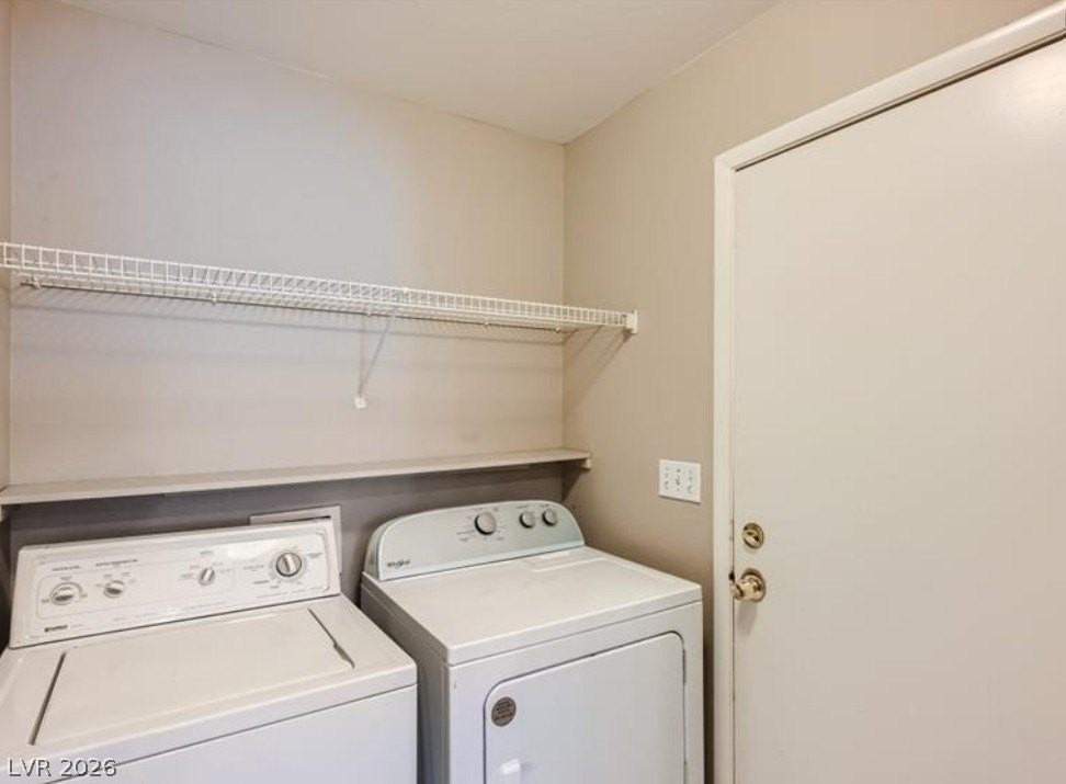 3950 S Sandhill Rd #121 - Photo 3 of 11