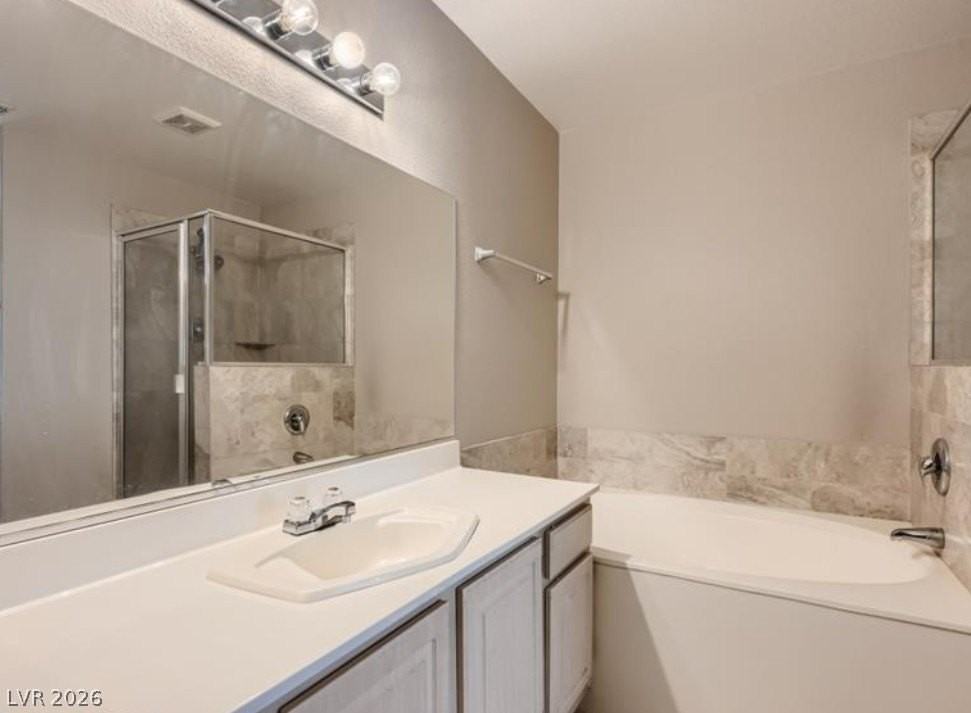 3950 S Sandhill Rd #121 - Photo 6 of 11