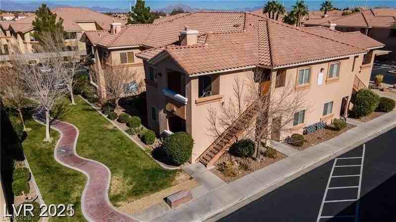 1050 E Cactus Ave #1100 - Photo 3 of 19