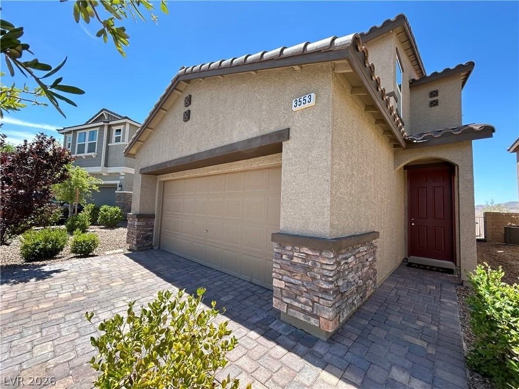 3553 Moneghetti Pl - Photo 2 of 24