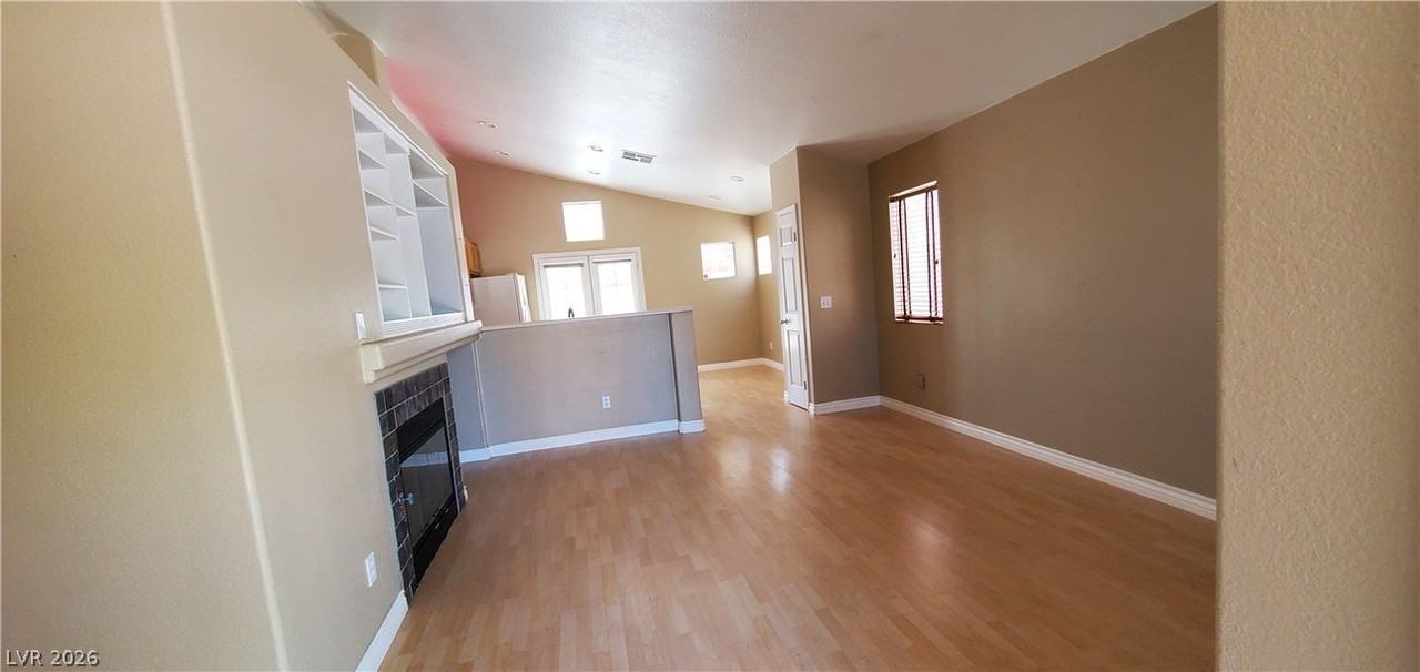 8909 Colorful Pines Ave - Photo 6 of 25