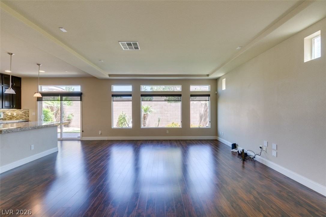 6038 Belvedere Canyon Ave - Photo 5 of 41