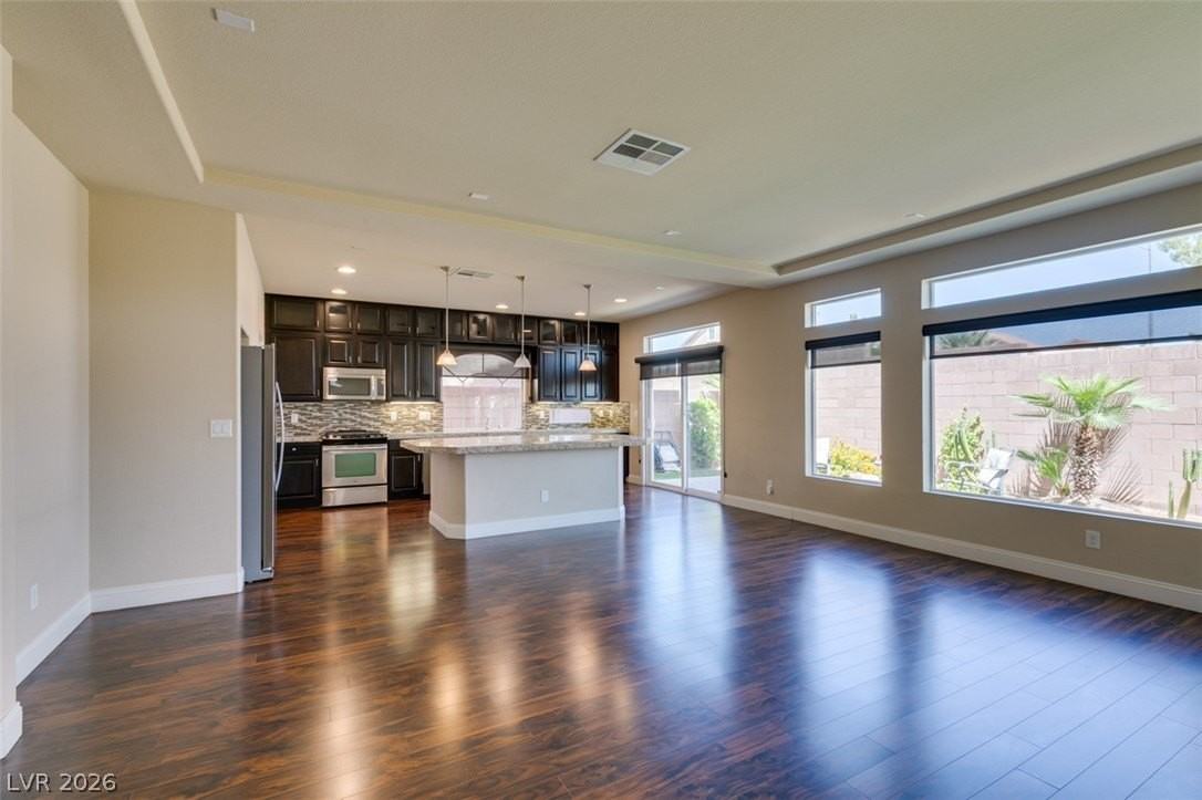 6038 Belvedere Canyon Ave - Photo 6 of 41