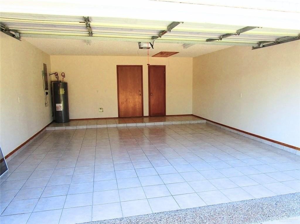 1216 Heron Ct - Photo 5 of 17