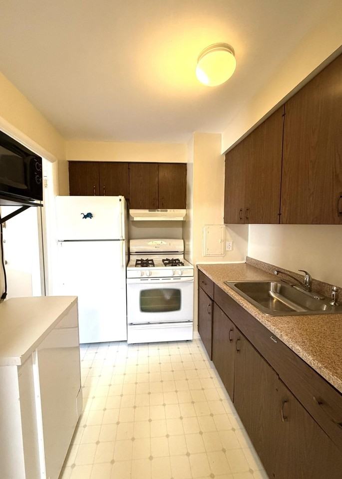 1209 Island Dr #104 - Photo 7 of 14