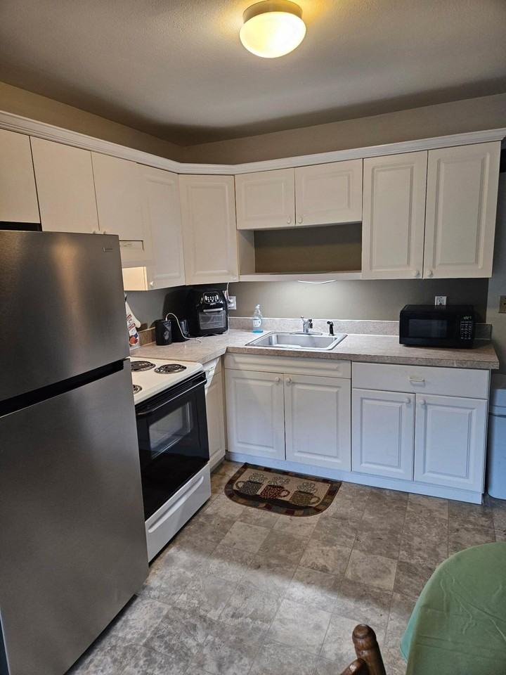 8434 Silver Lake Rd #1 - Photo 7 of 10