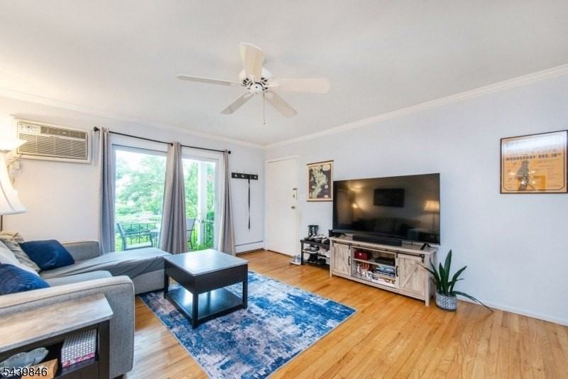 320 South St #2K - Photo 4 of 23