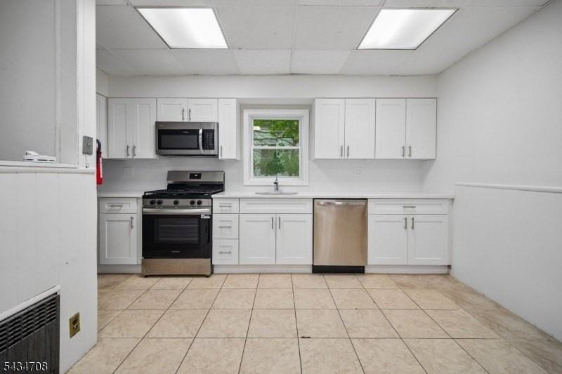 102 2nd St - Photo 4 of 34